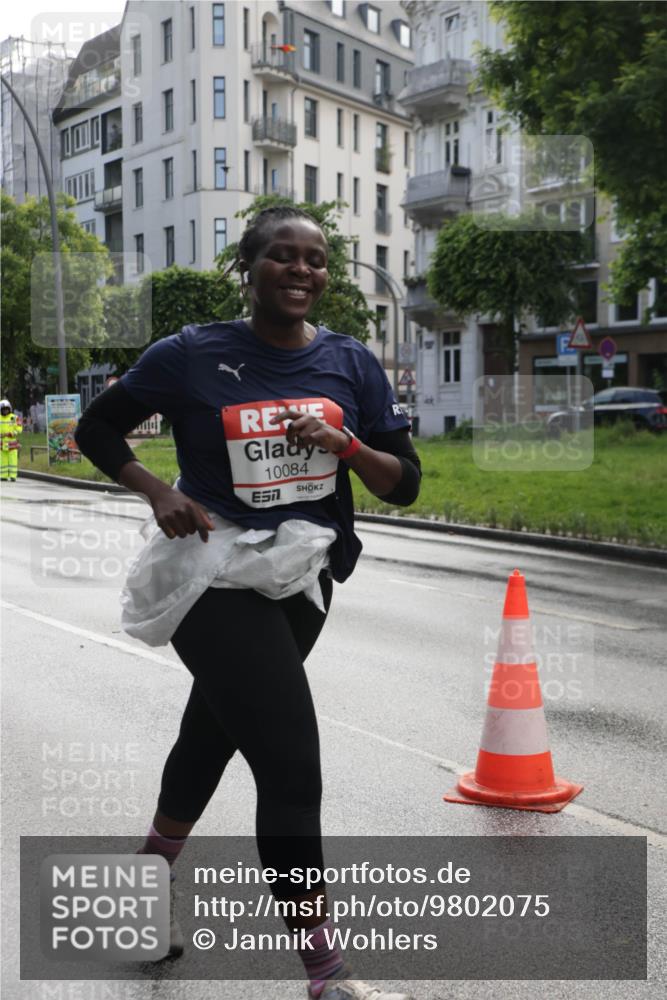 14.06.2026 - REWE Women's Run Jannik Wohlers http://msf.ph/oto/9802075 14.06.2026 10:12:29 Laufen 10084, 7 meine-sportfotos.de