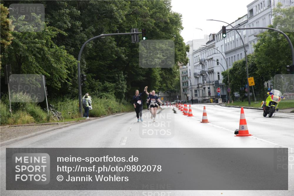 14.06.2026 - REWE Women's Run Jannik Wohlers http://msf.ph/oto/9802078 14.06.2026 10:12:33 Laufen 1, 7 meine-sportfotos.de