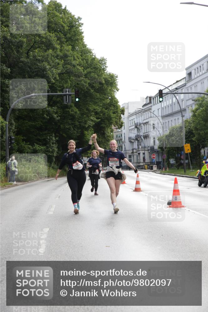 14.06.2026 - REWE Women's Run Jannik Wohlers http://msf.ph/oto/9802097 14.06.2026 10:12:38 Laufen 01 meine-sportfotos.de