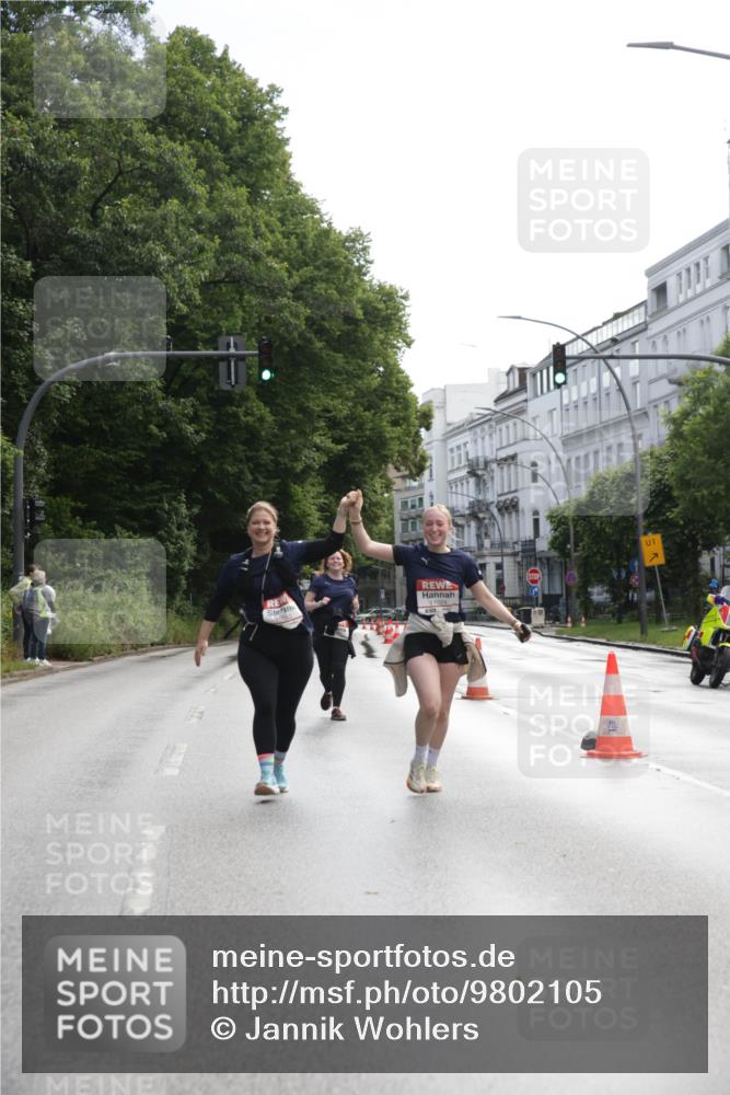 14.06.2026 - REWE Women's Run Jannik Wohlers http://msf.ph/oto/9802105 14.06.2026 10:12:39 Laufen 01, 10502 meine-sportfotos.de