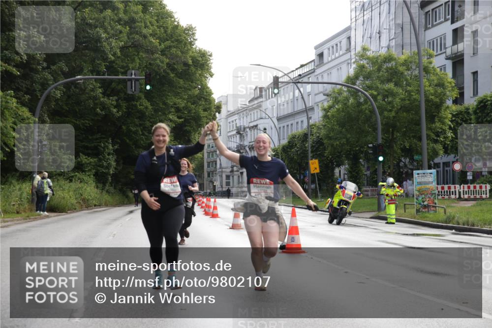 14.06.2026 - REWE Women's Run Jannik Wohlers http://msf.ph/oto/9802107 14.06.2026 10:12:40 Laufen 01 meine-sportfotos.de