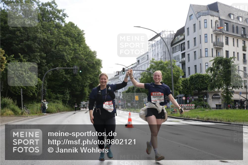 14.06.2026 - REWE Women's Run Jannik Wohlers http://msf.ph/oto/9802121 14.06.2026 10:12:41 Laufen 10592, 1024 meine-sportfotos.de