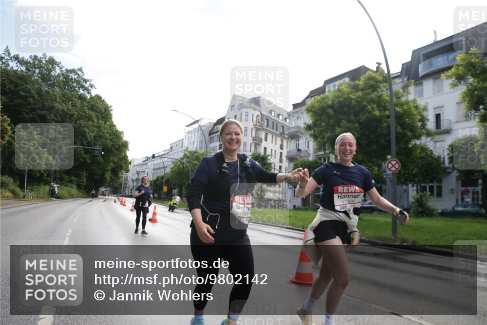 14.06.2026 - REWE Women's Run Jannik Wohlers http://msf.ph/oto/9802142 14.06.2026 10:12:43 Laufen 1059, 1024 meine-sportfotos.de