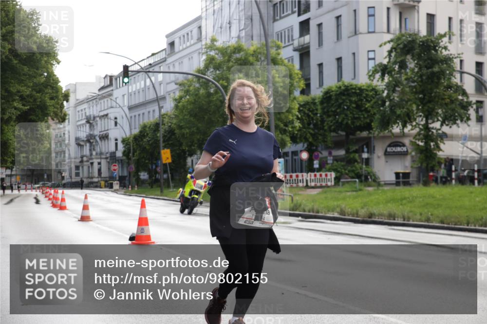 14.06.2026 - REWE Women's Run Jannik Wohlers http://msf.ph/oto/9802155 14.06.2026 10:12:45 Laufen 4 meine-sportfotos.de
