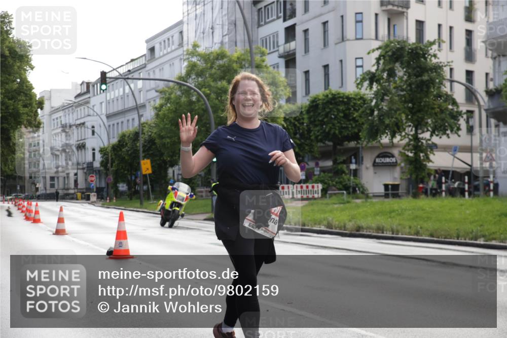 14.06.2026 - REWE Women's Run Jannik Wohlers http://msf.ph/oto/9802159 14.06.2026 10:12:45 Laufen 1 meine-sportfotos.de