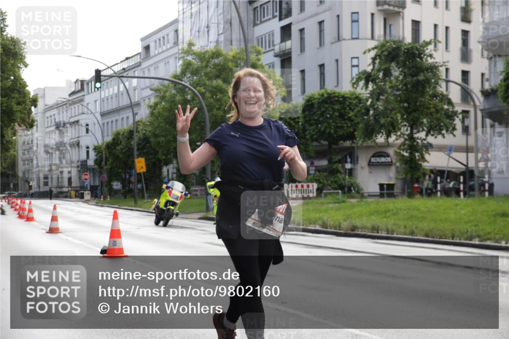 14.06.2026 - REWE Women's Run Jannik Wohlers http://msf.ph/oto/9802160 14.06.2026 10:12:45 Laufen 01 meine-sportfotos.de