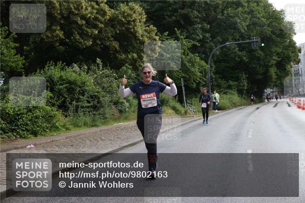 14.06.2026 - REWE Women's Run Jannik Wohlers http://msf.ph/oto/9802163 14.06.2026 10:13:08 Laufen 11028, 57 meine-sportfotos.de