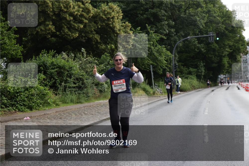 14.06.2026 - REWE Women's Run Jannik Wohlers http://msf.ph/oto/9802169 14.06.2026 10:13:09 Laufen 11028, 57 meine-sportfotos.de