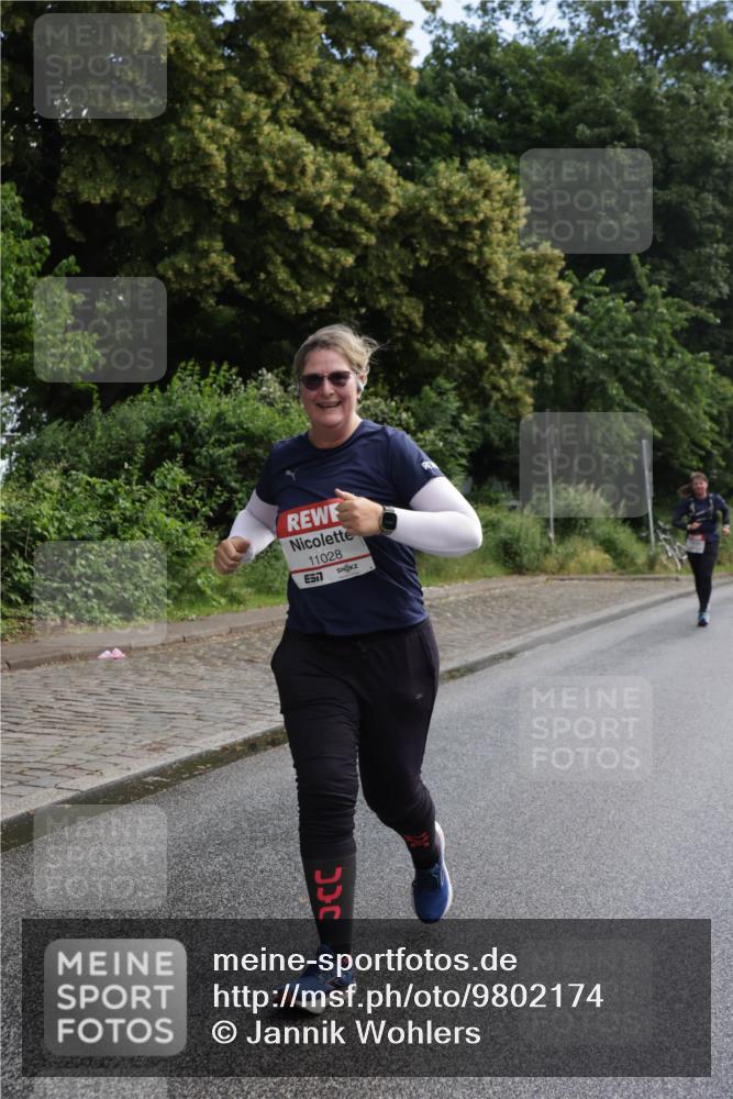 14.06.2026 - REWE Women's Run Jannik Wohlers http://msf.ph/oto/9802174 14.06.2026 10:13:10 Laufen 11028 meine-sportfotos.de