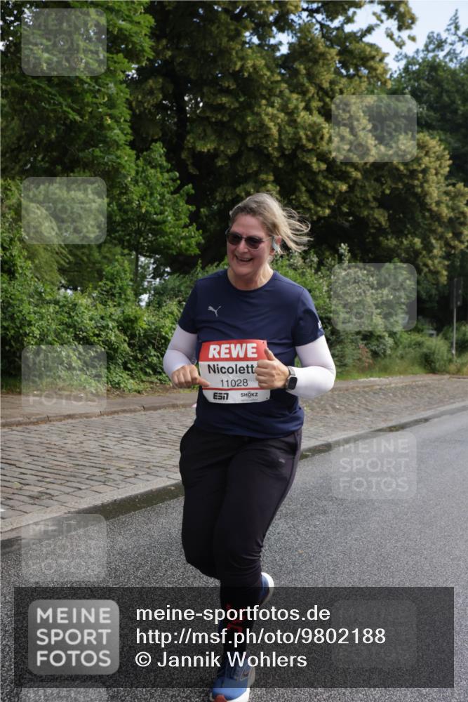 14.06.2026 - REWE Women's Run Jannik Wohlers http://msf.ph/oto/9802188 14.06.2026 10:13:10 Laufen 11028, 57 meine-sportfotos.de