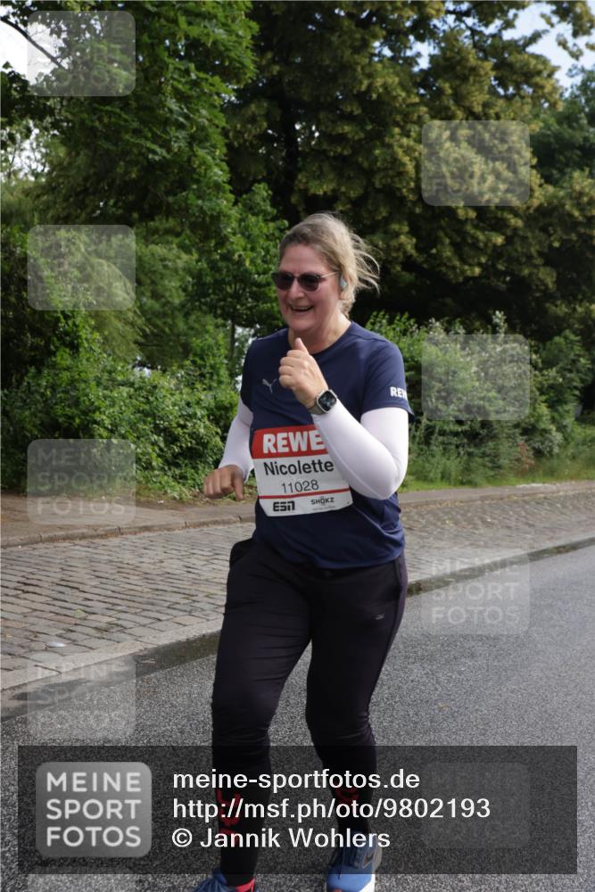 14.06.2026 - REWE Women's Run Jannik Wohlers http://msf.ph/oto/9802193 14.06.2026 10:13:10 Laufen 11028 meine-sportfotos.de