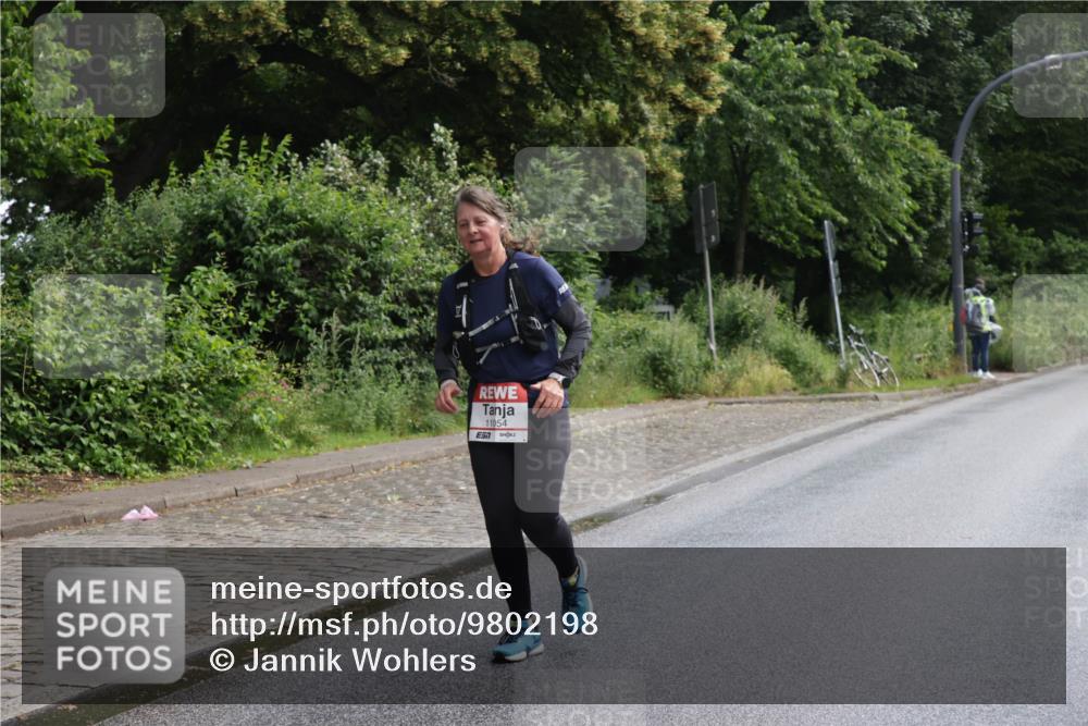 14.06.2026 - REWE Women's Run Jannik Wohlers http://msf.ph/oto/9802198 14.06.2026 10:13:15 Laufen 11054 meine-sportfotos.de