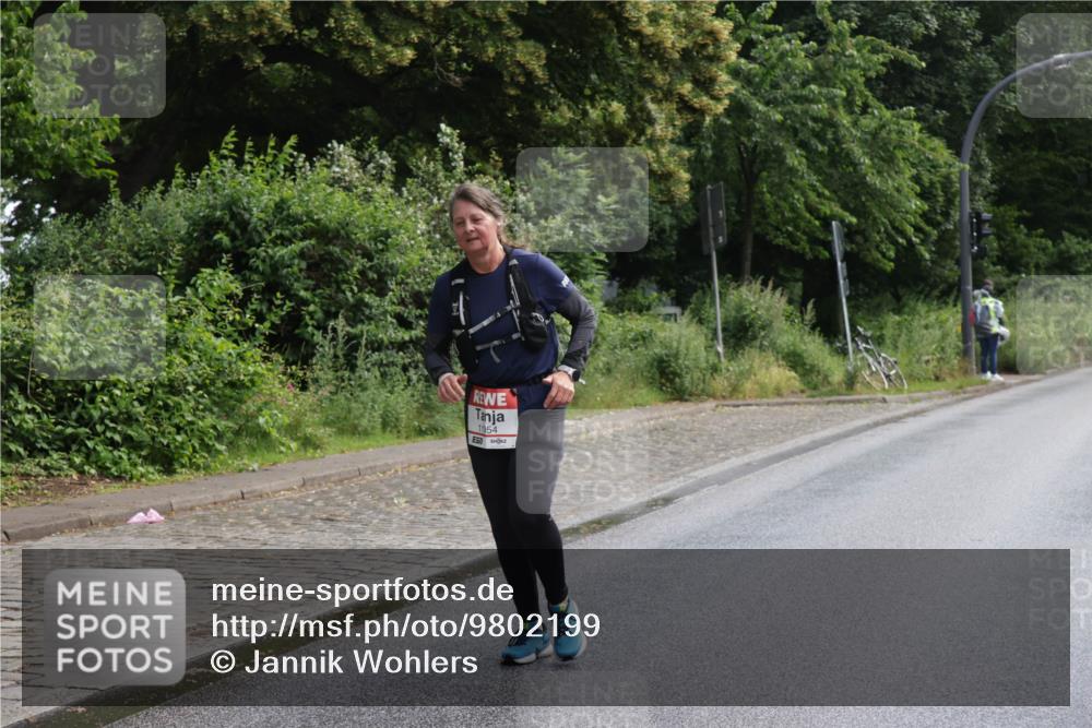 14.06.2026 - REWE Women's Run Jannik Wohlers http://msf.ph/oto/9802199 14.06.2026 10:13:15 Laufen 1954 meine-sportfotos.de