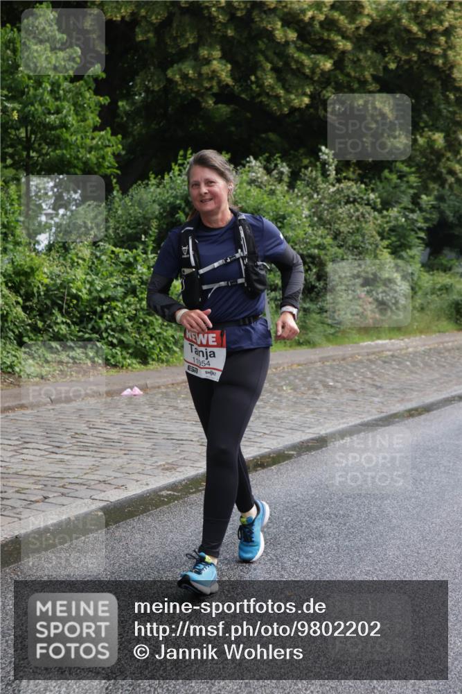 14.06.2026 - REWE Women's Run Jannik Wohlers http://msf.ph/oto/9802202 14.06.2026 10:13:15 Laufen 11054 meine-sportfotos.de