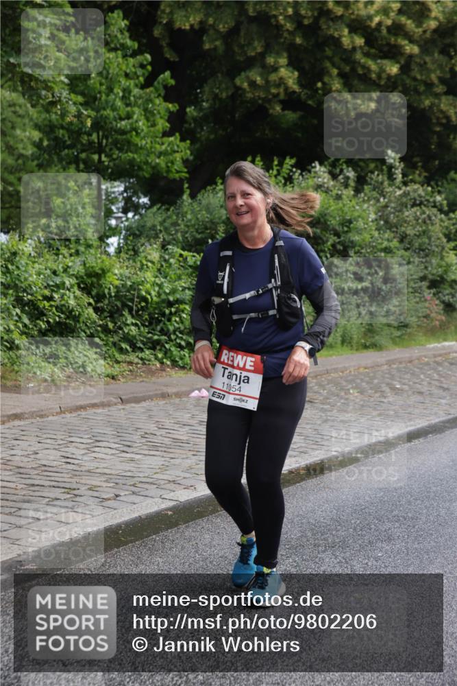 14.06.2026 - REWE Women's Run Jannik Wohlers http://msf.ph/oto/9802206 14.06.2026 10:13:16 Laufen 11054, 7 meine-sportfotos.de