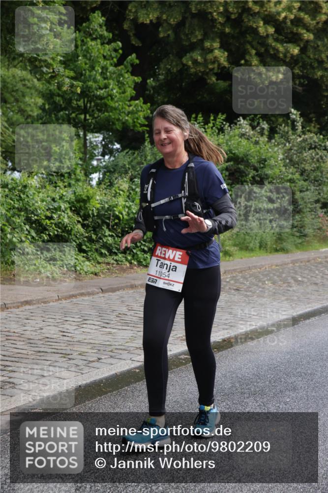 14.06.2026 - REWE Women's Run Jannik Wohlers http://msf.ph/oto/9802209 14.06.2026 10:13:16 Laufen 11054, 7 meine-sportfotos.de