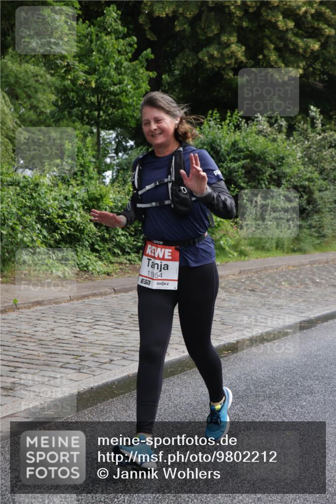 14.06.2026 - REWE Women's Run Jannik Wohlers http://msf.ph/oto/9802212 14.06.2026 10:13:16 Laufen 11054 meine-sportfotos.de