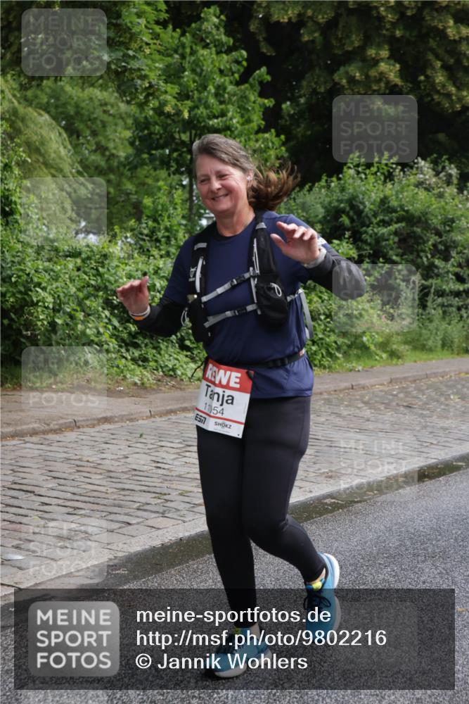 14.06.2026 - REWE Women's Run Jannik Wohlers http://msf.ph/oto/9802216 14.06.2026 10:13:16 Laufen 11054 meine-sportfotos.de