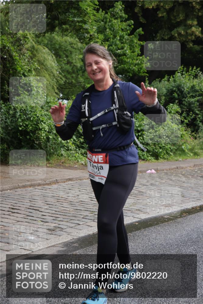 14.06.2026 - REWE Women's Run Jannik Wohlers http://msf.ph/oto/9802220 14.06.2026 10:13:16 Laufen 1154, 657 meine-sportfotos.de
