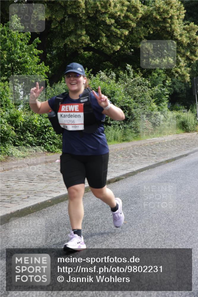 14.06.2026 - REWE Women's Run Jannik Wohlers http://msf.ph/oto/9802231 14.06.2026 10:13:35 Laufen 11256 meine-sportfotos.de