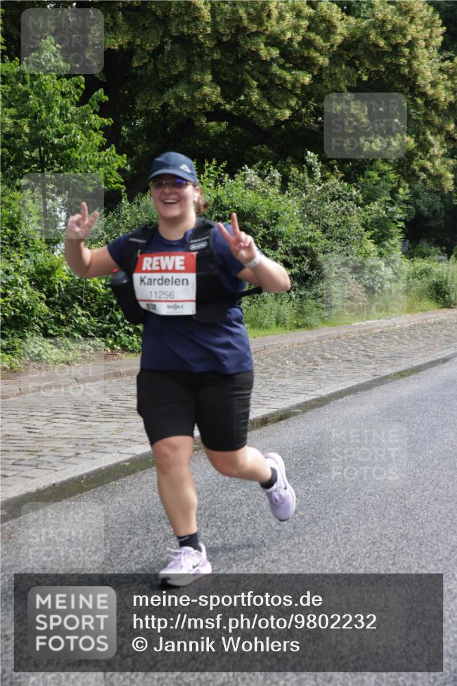14.06.2026 - REWE Women's Run Jannik Wohlers http://msf.ph/oto/9802232 14.06.2026 10:13:35 Laufen 11256 meine-sportfotos.de