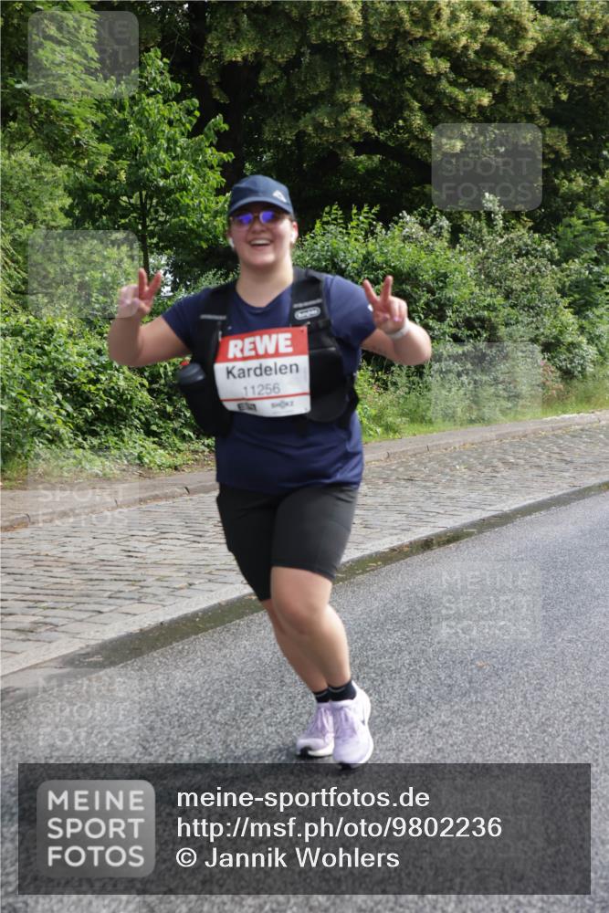 14.06.2026 - REWE Women's Run Jannik Wohlers http://msf.ph/oto/9802236 14.06.2026 10:13:35 Laufen 11256 meine-sportfotos.de