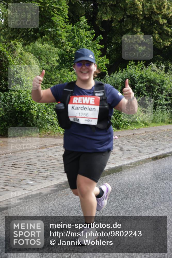 14.06.2026 - REWE Women's Run Jannik Wohlers http://msf.ph/oto/9802243 14.06.2026 10:13:35 Laufen 11256 meine-sportfotos.de