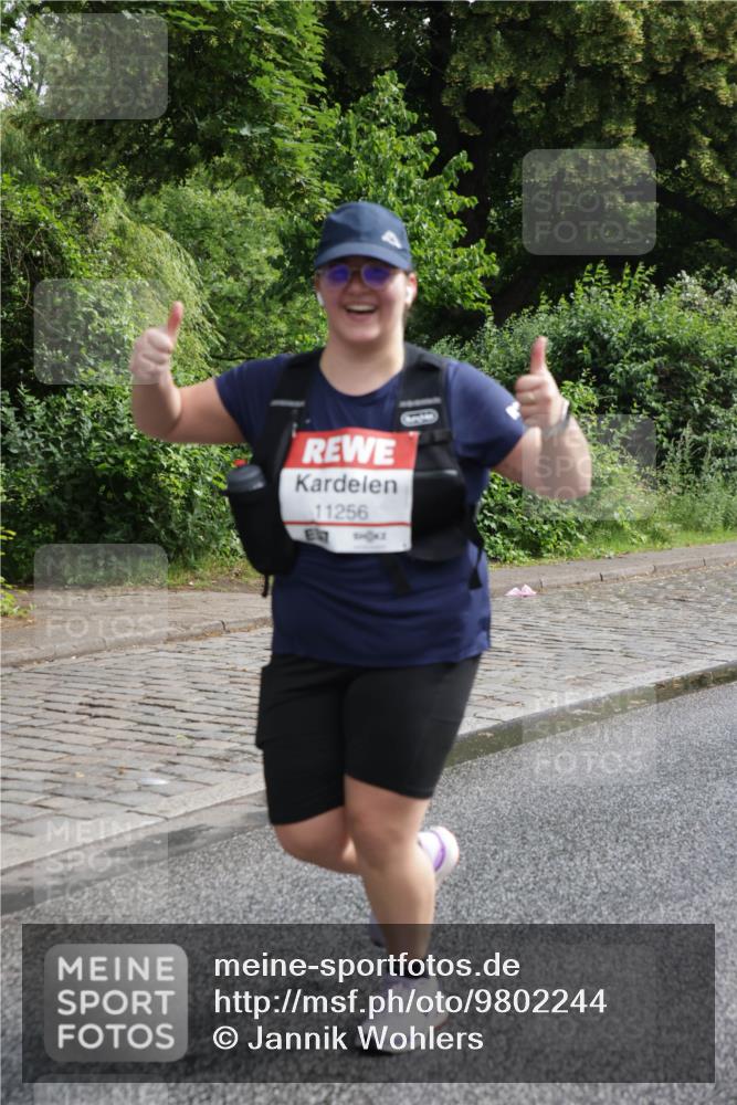 14.06.2026 - REWE Women's Run Jannik Wohlers http://msf.ph/oto/9802244 14.06.2026 10:13:35 Laufen 11256 meine-sportfotos.de