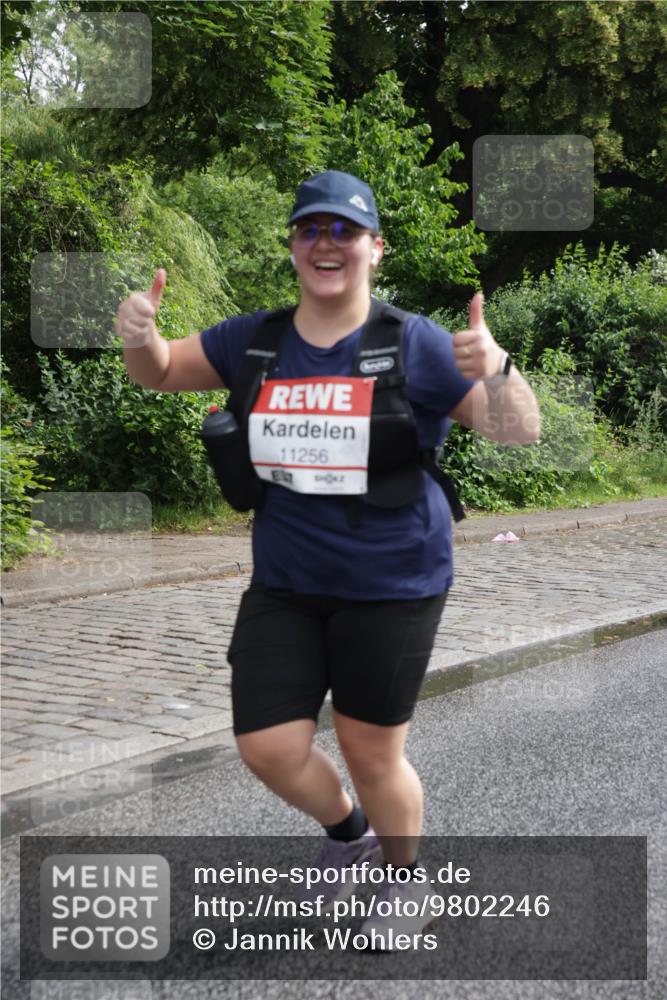 14.06.2026 - REWE Women's Run Jannik Wohlers http://msf.ph/oto/9802246 14.06.2026 10:13:35 Laufen 11256 meine-sportfotos.de