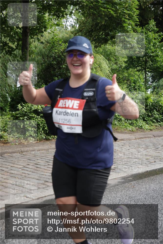 14.06.2026 - REWE Women's Run Jannik Wohlers http://msf.ph/oto/9802254 14.06.2026 10:13:35 Laufen 11256 meine-sportfotos.de