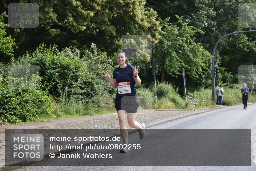 14.06.2026 - REWE Women's Run Jannik Wohlers http://msf.ph/oto/9802255 14.06.2026 10:13:40 Laufen 11424, 657 meine-sportfotos.de