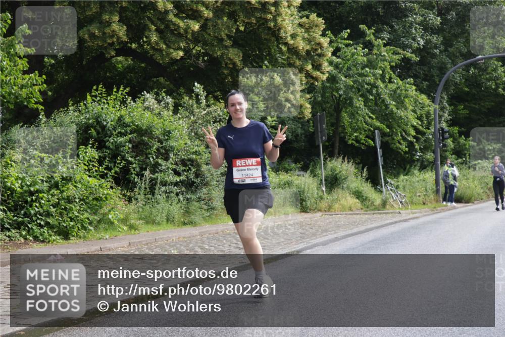 14.06.2026 - REWE Women's Run Jannik Wohlers http://msf.ph/oto/9802261 14.06.2026 10:13:40 Laufen 11424, 57 meine-sportfotos.de