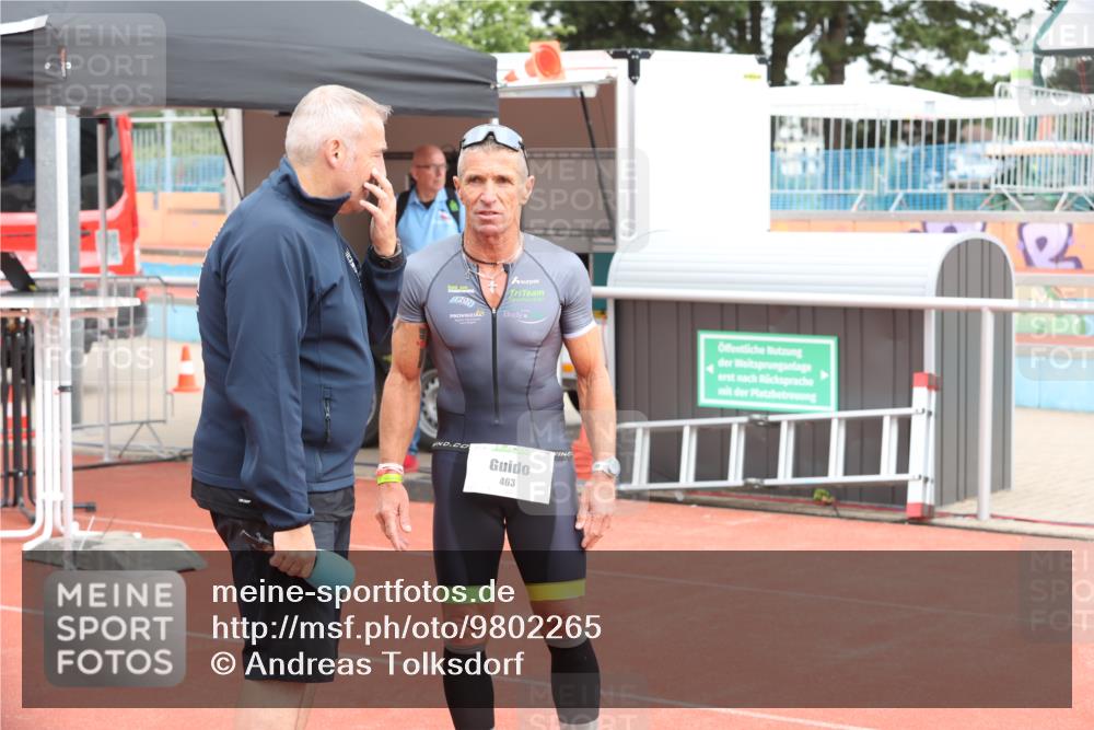 14.06.2026 - 7 Türme Triathlon Andreas Tolksdorf http://msf.ph/oto/9802265 14.06.2026 12:10:49 Ziel  meine-sportfotos.de