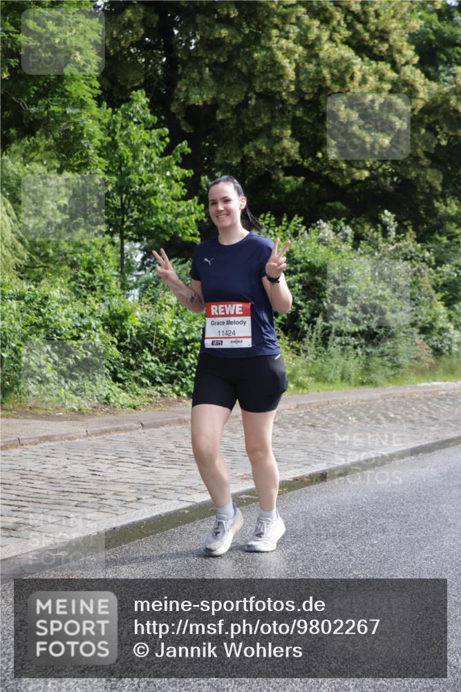 14.06.2026 - REWE Women's Run Jannik Wohlers http://msf.ph/oto/9802267 14.06.2026 10:13:42 Laufen 11424 meine-sportfotos.de