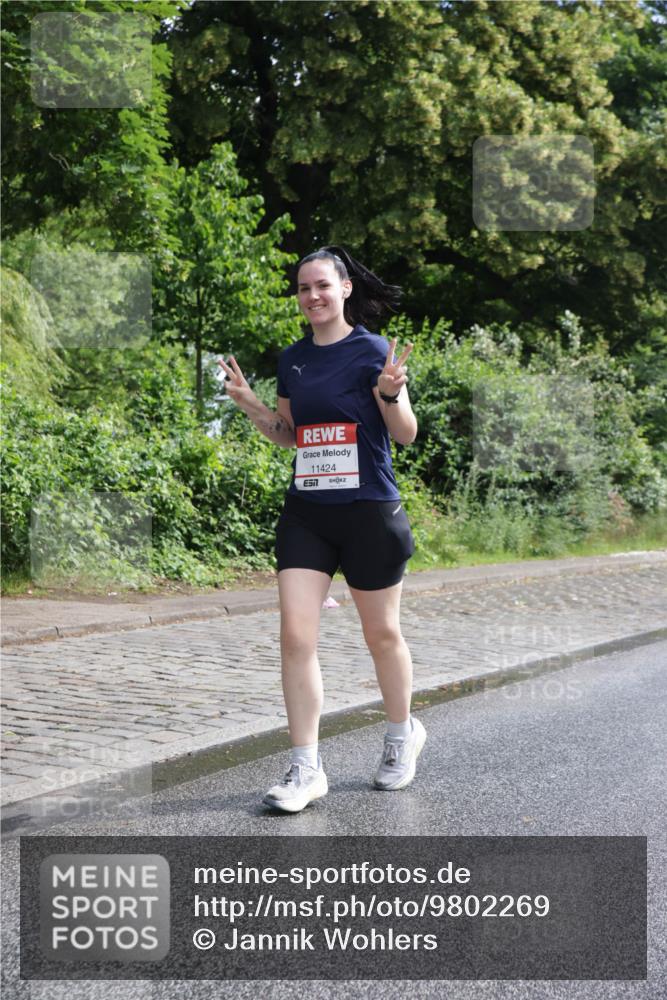 14.06.2026 - REWE Women's Run Jannik Wohlers http://msf.ph/oto/9802269 14.06.2026 10:13:42 Laufen 11424 meine-sportfotos.de