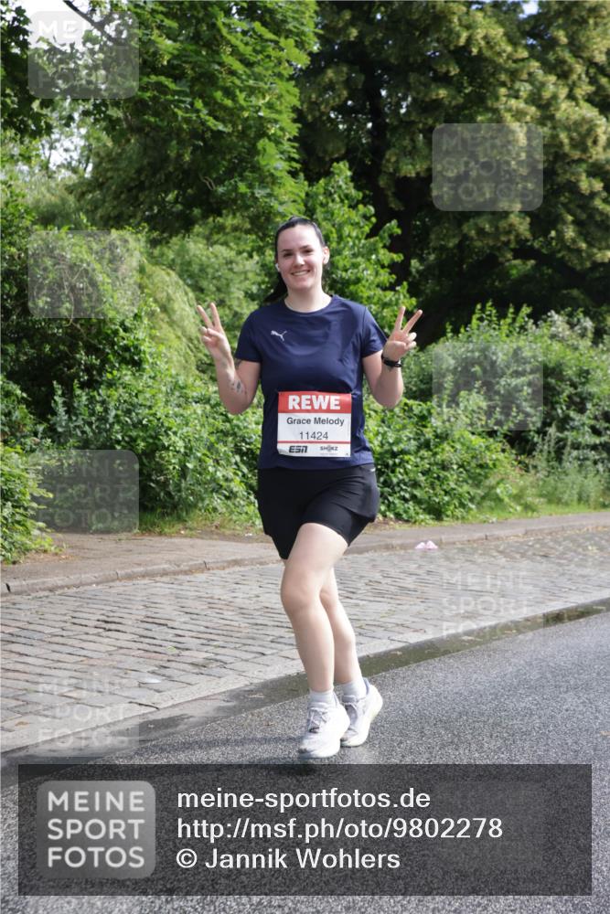 14.06.2026 - REWE Women's Run Jannik Wohlers http://msf.ph/oto/9802278 14.06.2026 10:13:42 Laufen 11424 meine-sportfotos.de