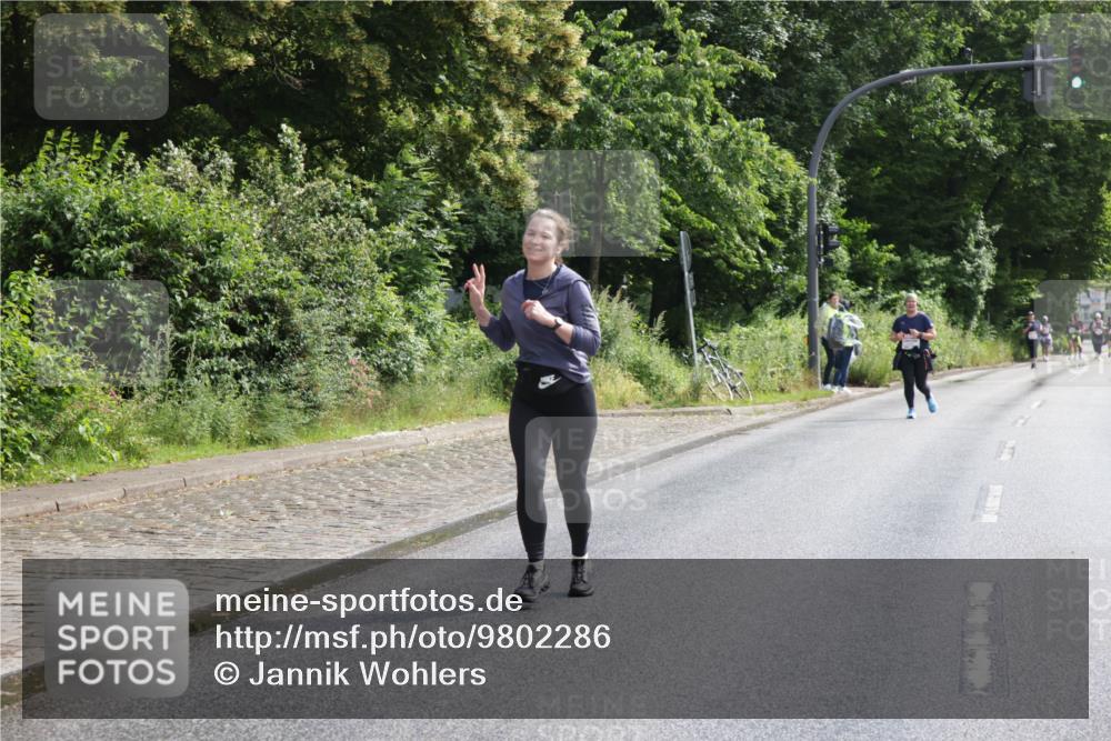 14.06.2026 - REWE Women's Run Jannik Wohlers http://msf.ph/oto/9802286 14.06.2026 10:13:48 Laufen  meine-sportfotos.de