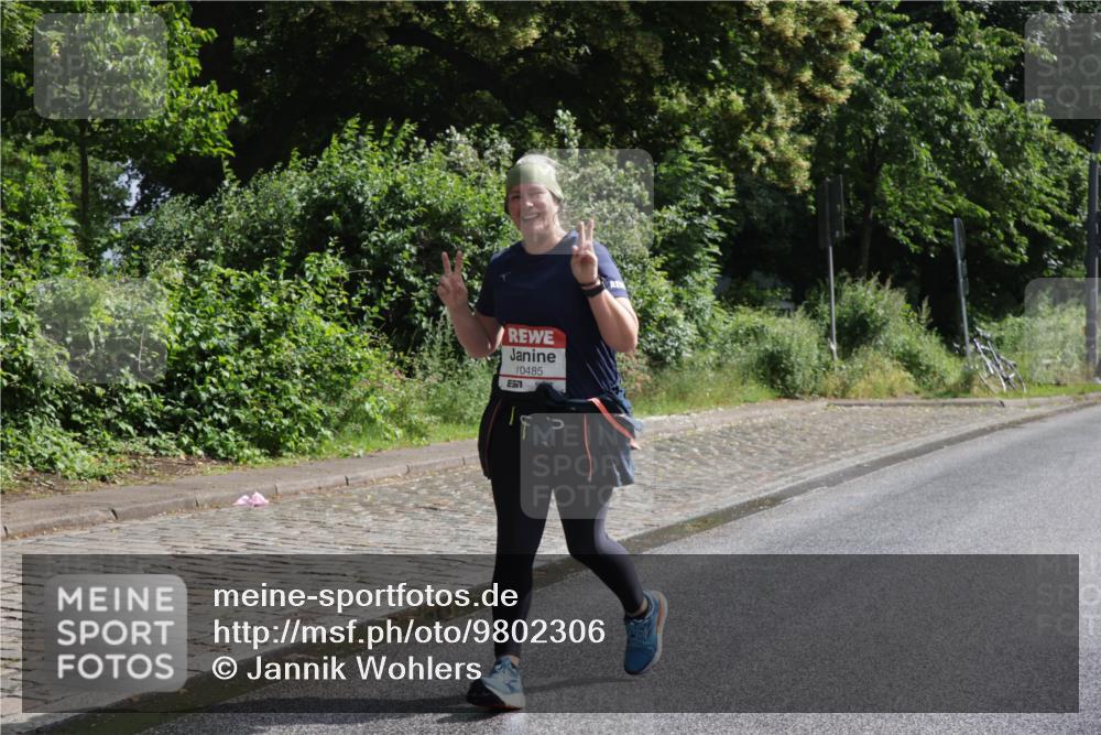 14.06.2026 - REWE Women's Run Jannik Wohlers http://msf.ph/oto/9802306 14.06.2026 10:13:58 Laufen 10485 meine-sportfotos.de