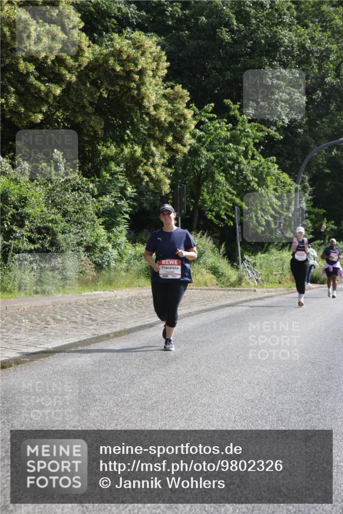 14.06.2026 - REWE Women's Run Jannik Wohlers http://msf.ph/oto/9802326 14.06.2026 10:14:11 Laufen 10446, 7 meine-sportfotos.de