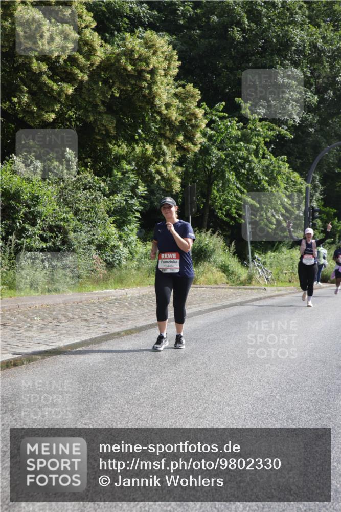 14.06.2026 - REWE Women's Run Jannik Wohlers http://msf.ph/oto/9802330 14.06.2026 10:14:11 Laufen 10446 meine-sportfotos.de