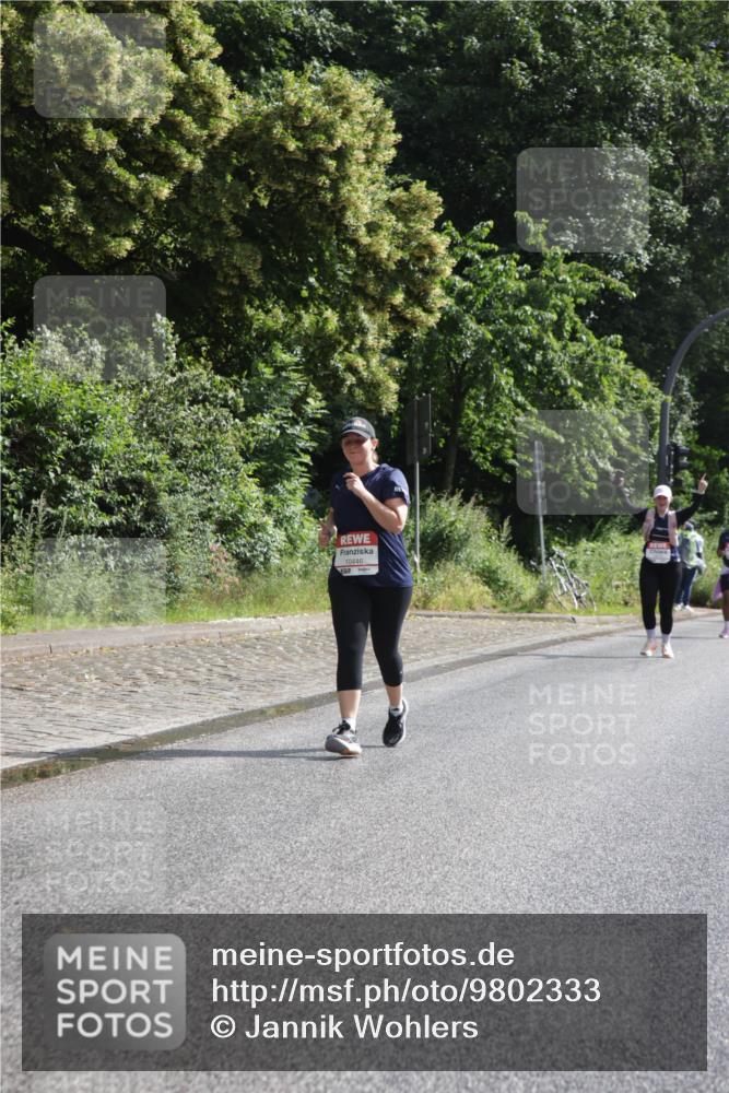 14.06.2026 - REWE Women's Run Jannik Wohlers http://msf.ph/oto/9802333 14.06.2026 10:14:11 Laufen 10446, 57 meine-sportfotos.de
