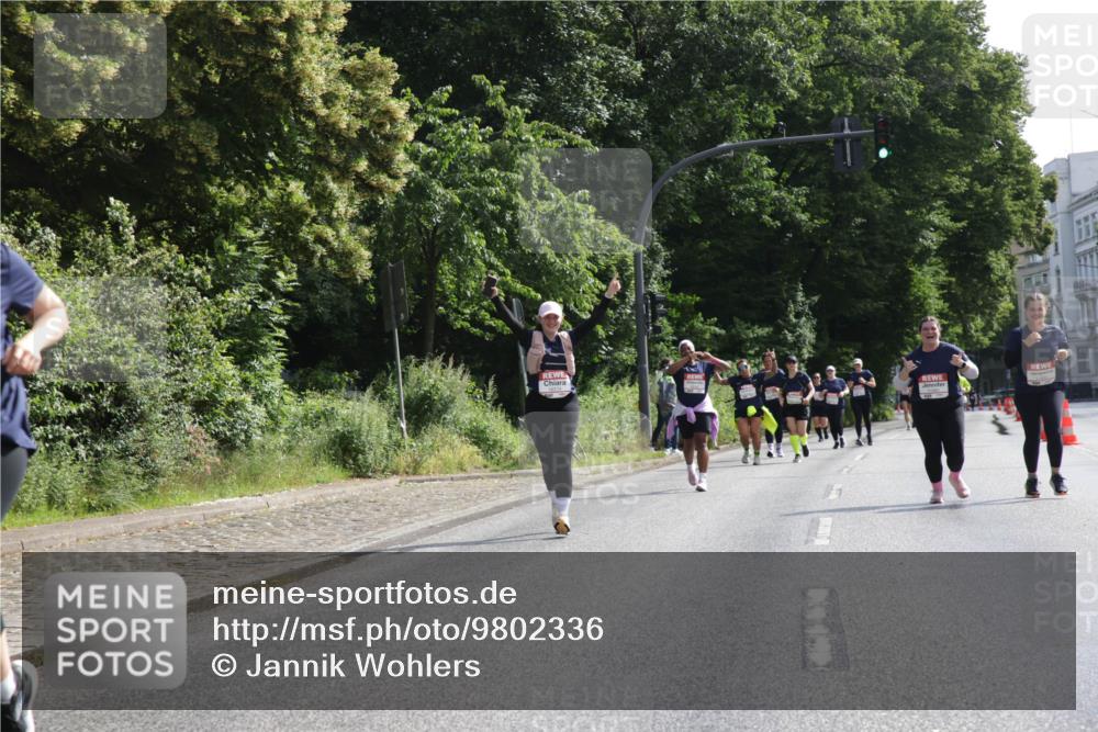 14.06.2026 - REWE Women's Run Jannik Wohlers http://msf.ph/oto/9802336 14.06.2026 10:14:13 Laufen  meine-sportfotos.de