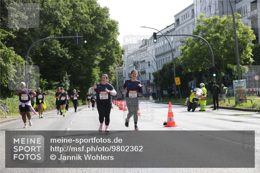 14.06.2026 - REWE Women's Run Jannik Wohlers http://msf.ph/oto/9802362 14.06.2026 10:14:15 Laufen 1 meine-sportfotos.de