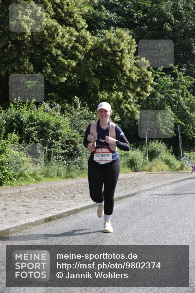 14.06.2026 - REWE Women's Run Jannik Wohlers http://msf.ph/oto/9802374 14.06.2026 10:14:16 Laufen 10174 meine-sportfotos.de