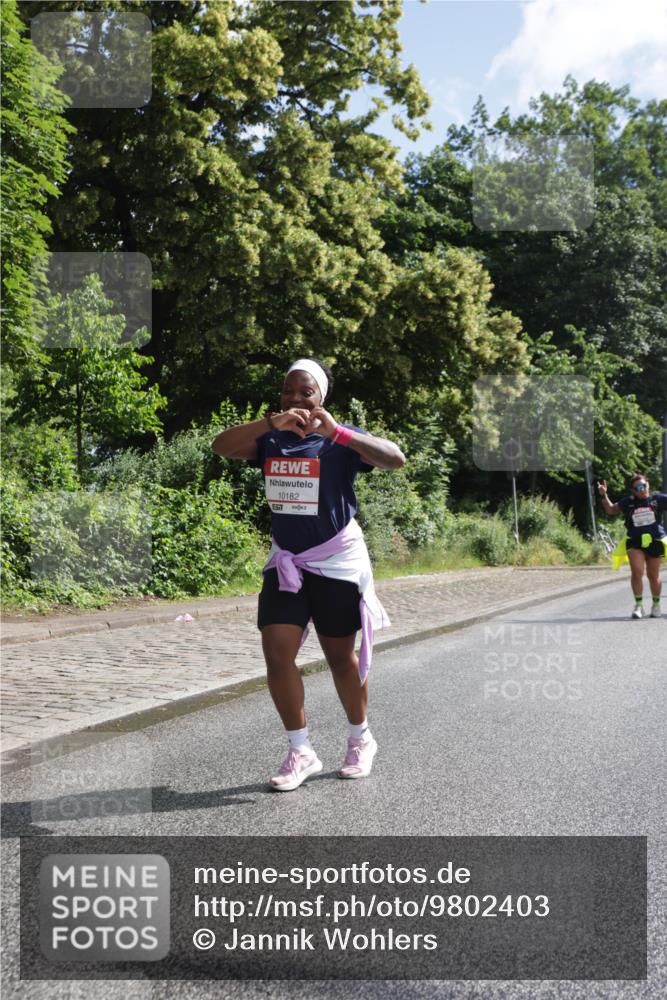 14.06.2026 - REWE Women's Run Jannik Wohlers http://msf.ph/oto/9802403 14.06.2026 10:14:20 Laufen 10182, 577 meine-sportfotos.de