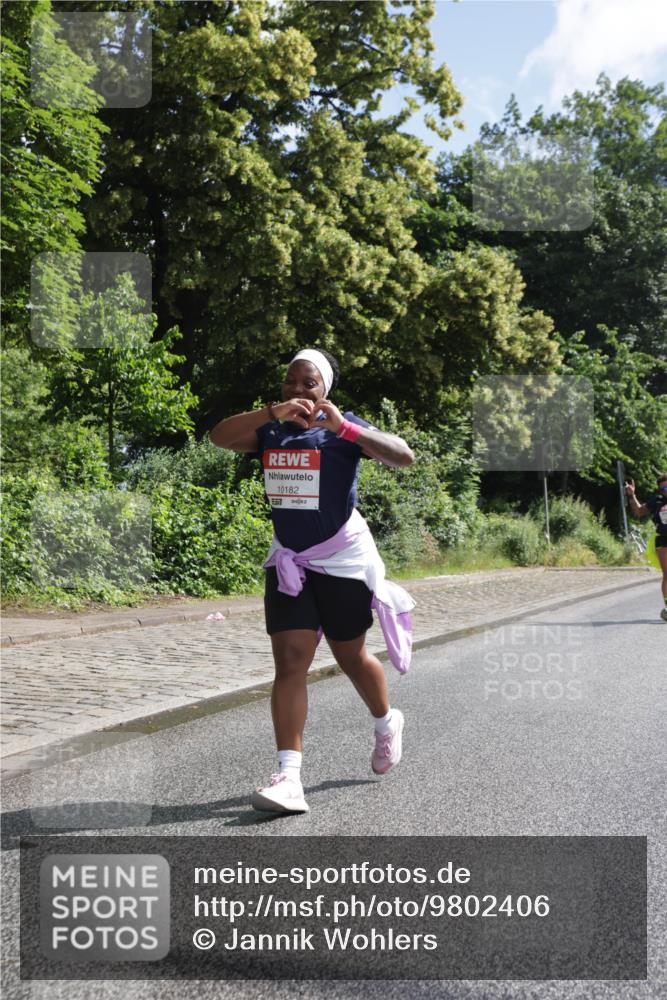 14.06.2026 - REWE Women's Run Jannik Wohlers http://msf.ph/oto/9802406 14.06.2026 10:14:20 Laufen 10182, 577 meine-sportfotos.de