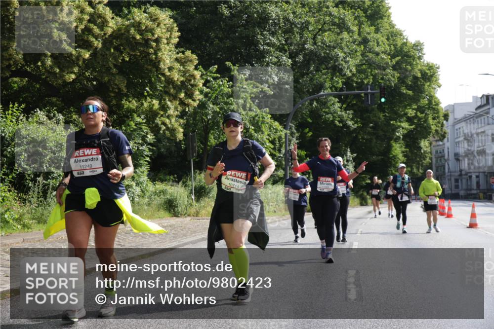 14.06.2026 - REWE Women's Run Jannik Wohlers http://msf.ph/oto/9802423 14.06.2026 10:14:24 Laufen 11249, 57, 10714 meine-sportfotos.de