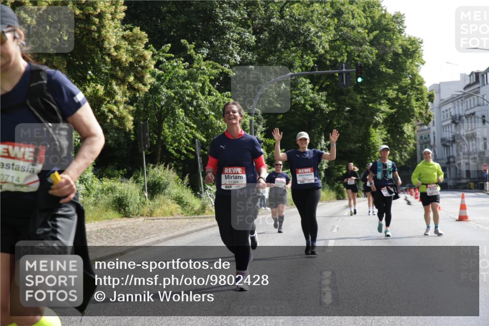14.06.2026 - REWE Women's Run Jannik Wohlers http://msf.ph/oto/9802428 14.06.2026 10:14:25 Laufen 0714, 11384 meine-sportfotos.de