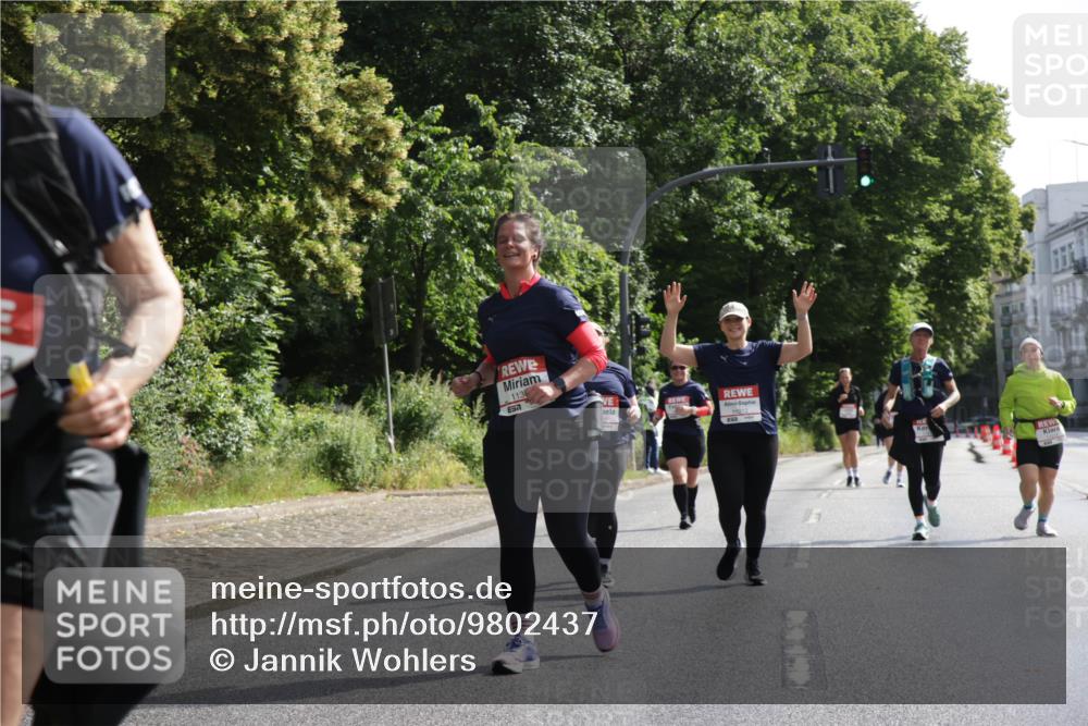 14.06.2026 - REWE Women's Run Jannik Wohlers http://msf.ph/oto/9802437 14.06.2026 10:14:25 Laufen 113 meine-sportfotos.de