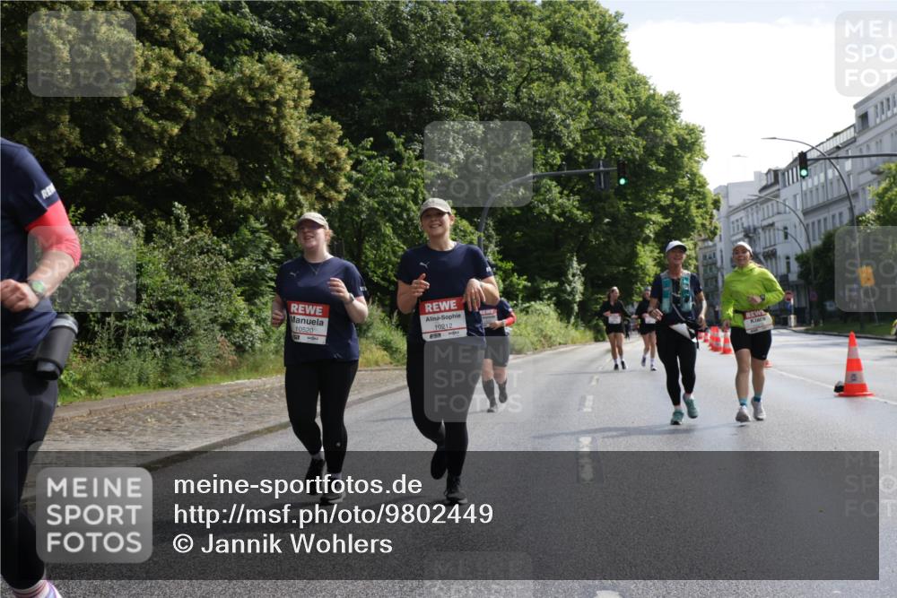 14.06.2026 - REWE Women's Run Jannik Wohlers http://msf.ph/oto/9802449 14.06.2026 10:14:28 Laufen 10520, 10212, 57 meine-sportfotos.de